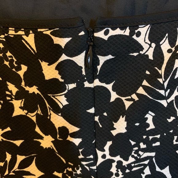 Ann Taylor dress 10p - Picture 3 of 4